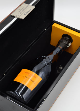 1998 Veuve Clicquot La Grande Dame Vintage Brut Champagne [Riva Gift Box]
