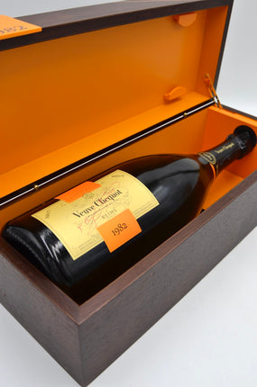 1982 Veuve Clicquot Cave Privee Collection Vintage Brut Champagne (magnum)