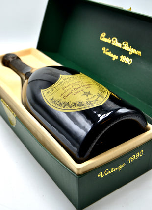 1990 Dom Pérignon Vintage Brut Champagne [Gift Box] (magnum)