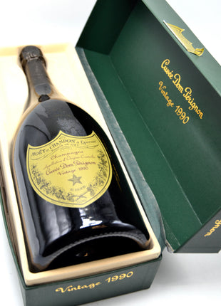 1990 Dom Pérignon Vintage Brut Champagne [Gift Box] (magnum)