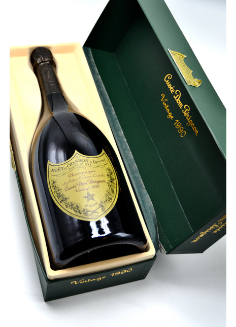 1990 Dom Pérignon Vintage Brut Champagne [Gift Box] (magnum)