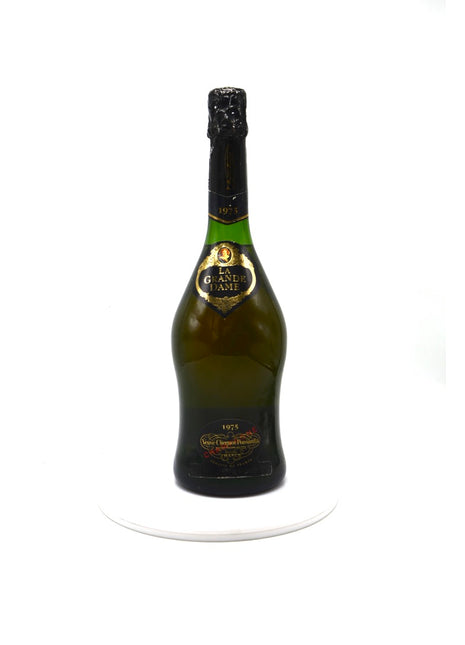 1975 Veuve Clicquot La Grande Dame Brut Champagne